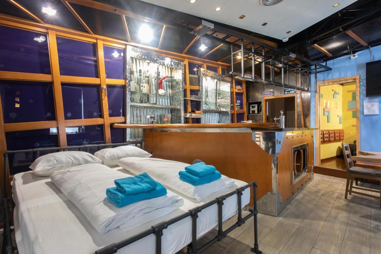 Stay In Pub Kamera Klub Apatment-City Center Любляна Екстер'єр фото
