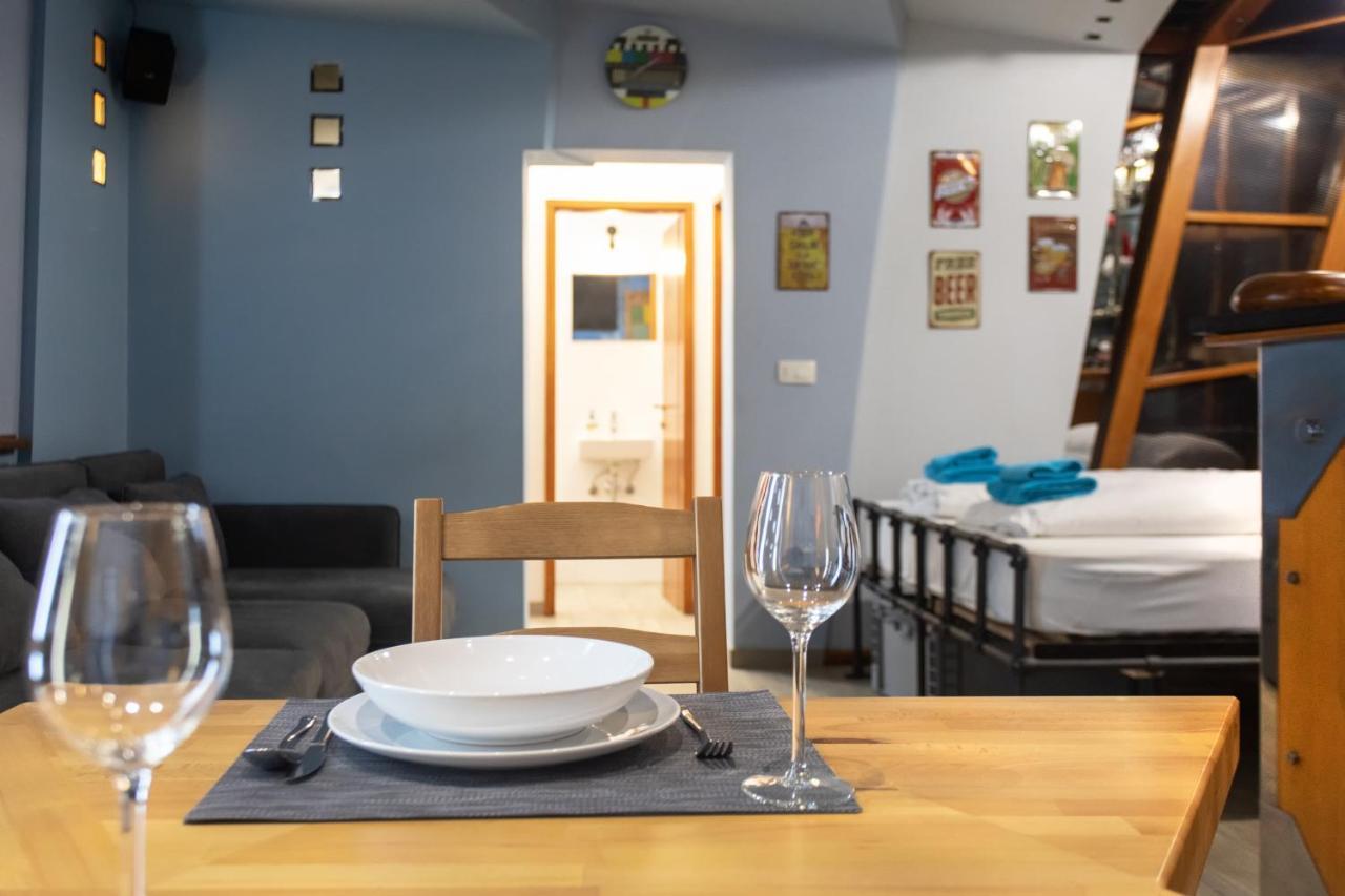 Stay In Pub Kamera Klub Apatment-City Center Любляна Екстер'єр фото