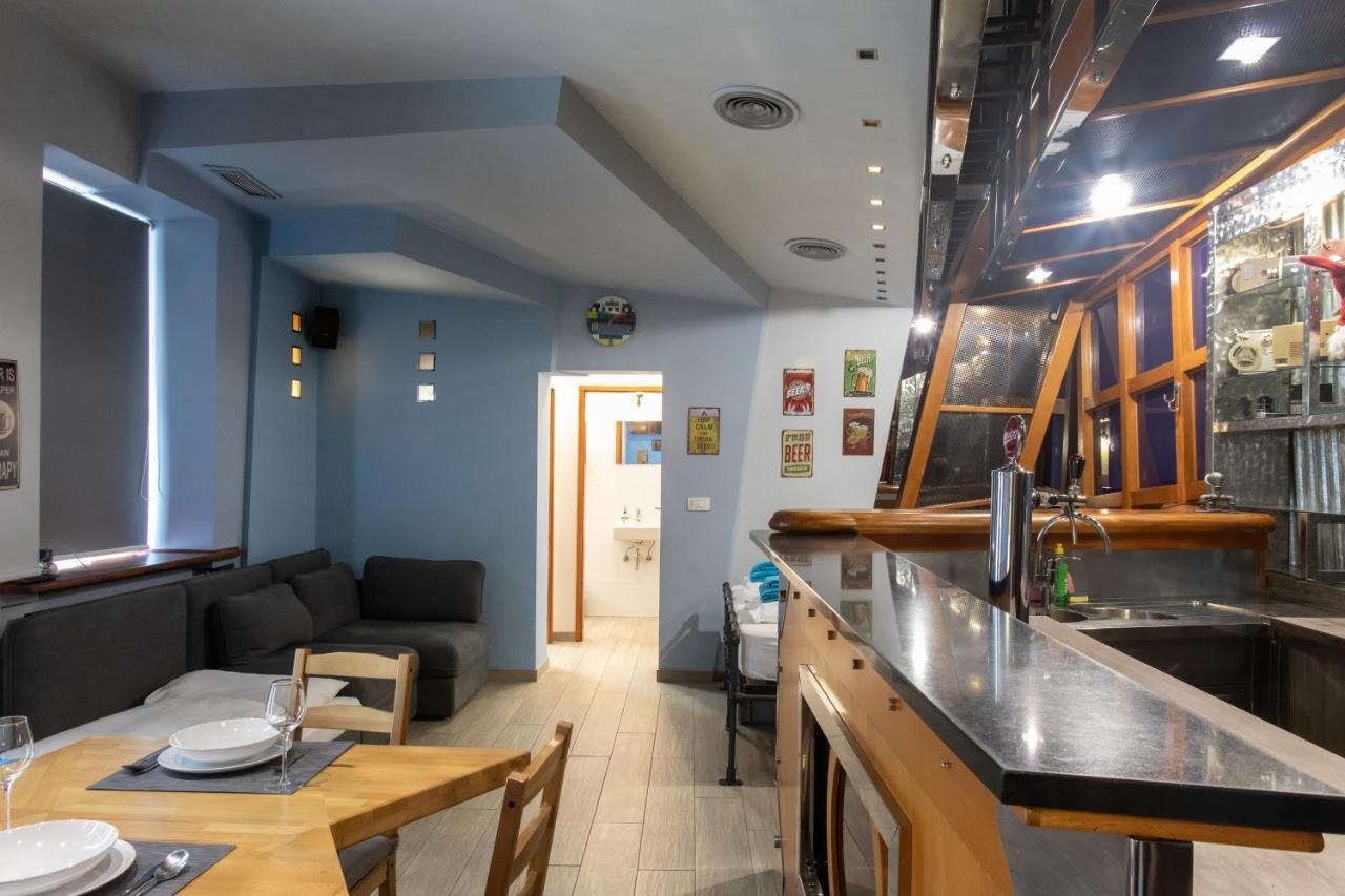 Stay In Pub Kamera Klub Apatment-City Center Любляна Екстер'єр фото