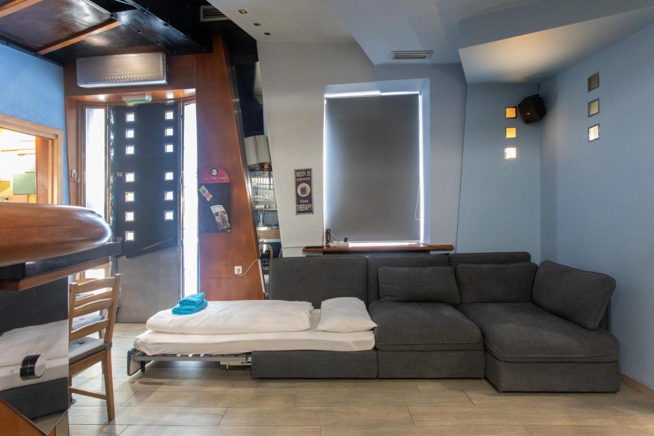 Stay In Pub Kamera Klub Apatment-City Center Любляна Екстер'єр фото
