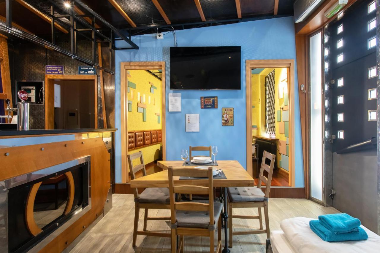 Stay In Pub Kamera Klub Apatment-City Center Любляна Екстер'єр фото