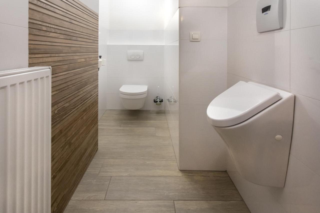 Stay In Pub Kamera Klub Apatment-City Center Любляна Екстер'єр фото