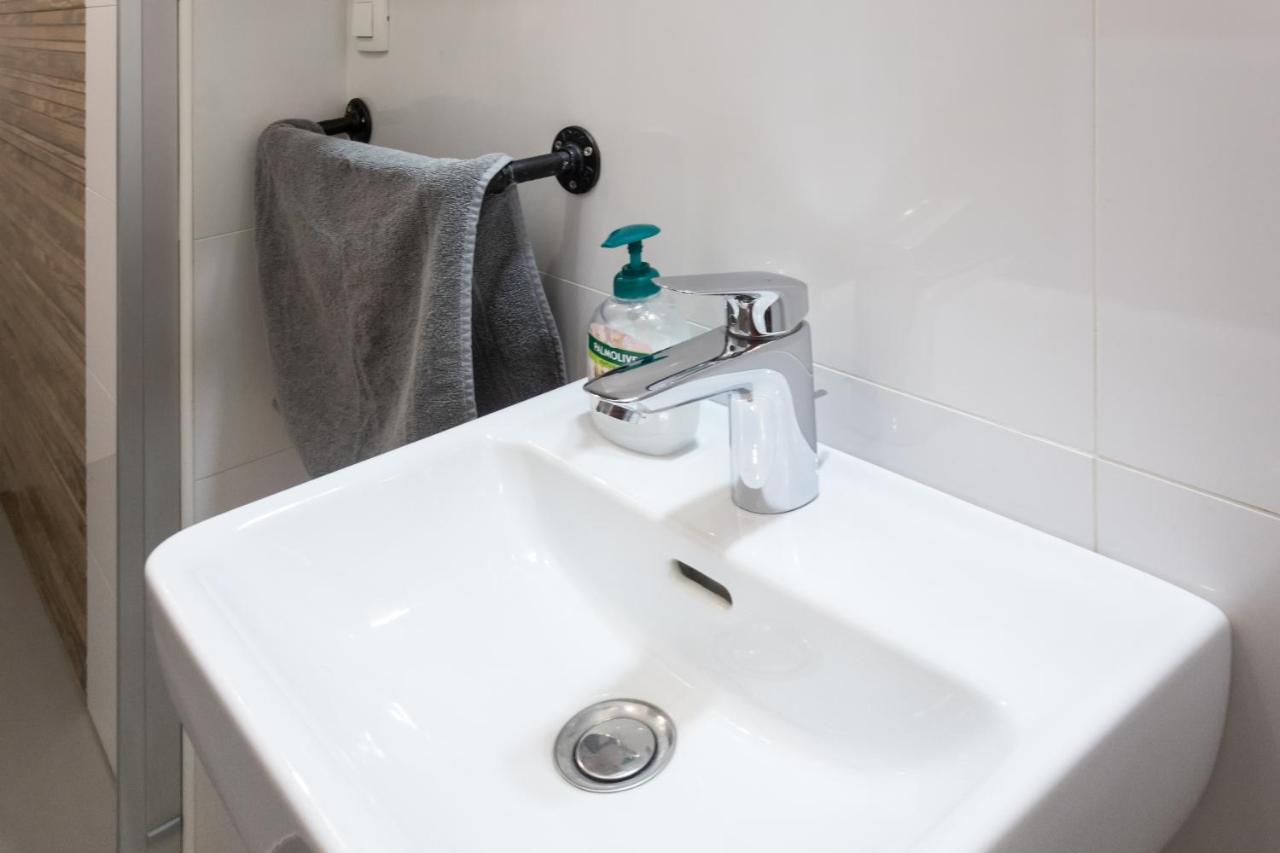 Stay In Pub Kamera Klub Apatment-City Center Любляна Екстер'єр фото
