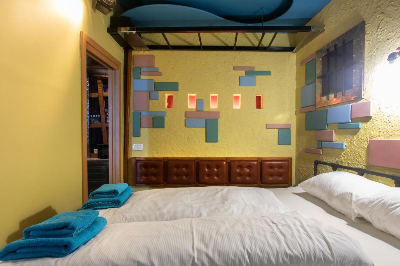 Stay In Pub Kamera Klub Apatment-City Center Любляна Екстер'єр фото
